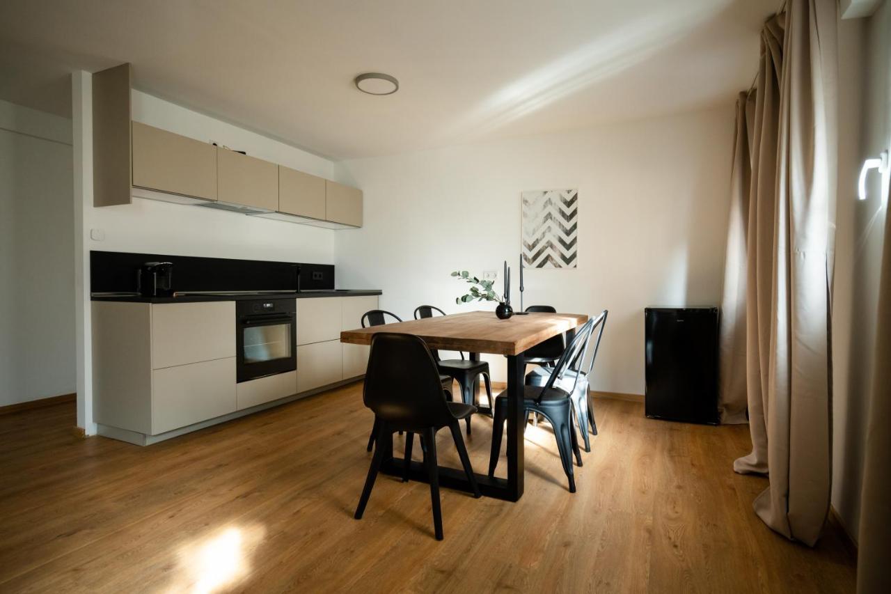 Oldtown Studio Apartment With 2 Bathrooms ดุสเซลดอร์ฟ ภายนอก รูปภาพ